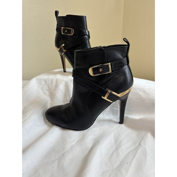 Marc Fisher Black Leather & Gold Aprille Ankle Booties Sz 5.5 Night Out Clubbing - Picture 1 of 16